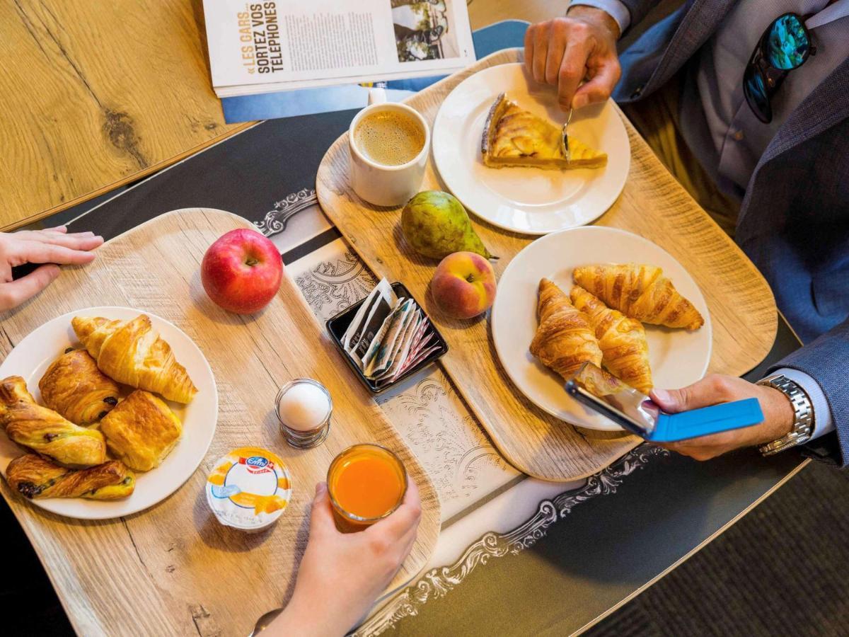 Ibis Lausanne Crissier Eksteriør billede