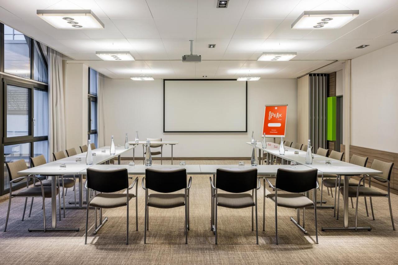 Ibis Lausanne Crissier Eksteriør billede