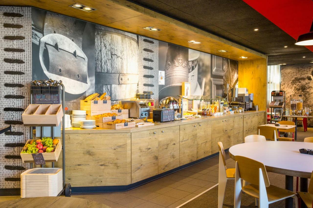 Ibis Lausanne Crissier Eksteriør billede